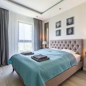 https://apartament-200metrow-od-plazy.gdanskhotel.org